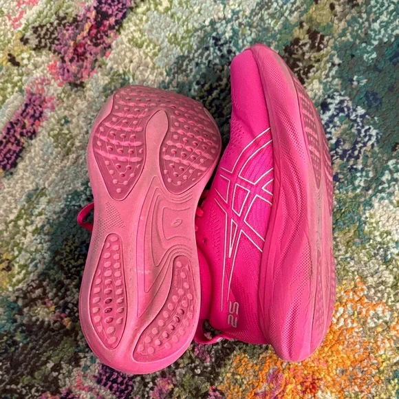 Asics Women's Gel Nimbus 25 Athletic Shoes in Vibrant Pink - Picture 5 of 9